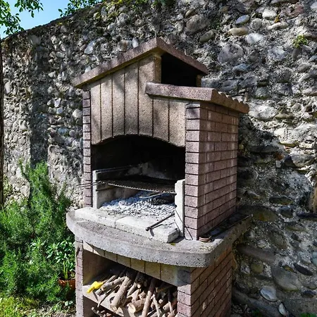 Casale Lucrezia By Garda Villa *